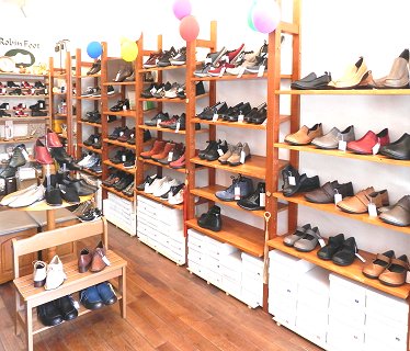 ���E�X����